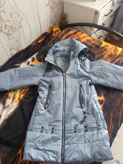 Куртка на девочку