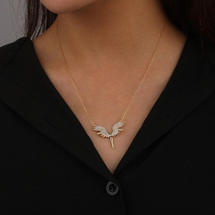 Стилно и нежно колие - АНГЕЛСКИ КРИЛА