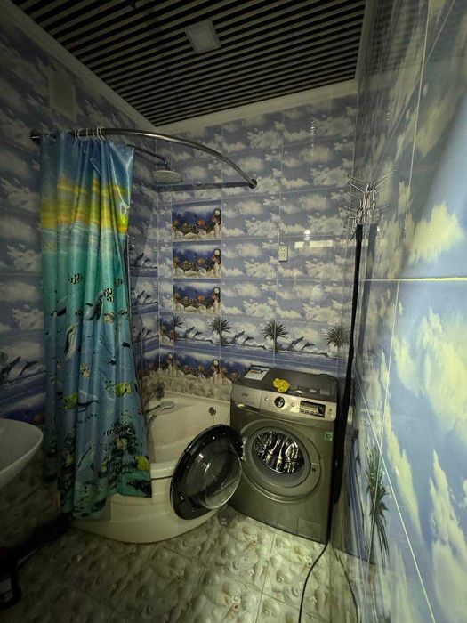 Чиланзар 8, 1комн/1/4, Евро Ремонт, Кирпич. 28м2. Ор-р: Парус