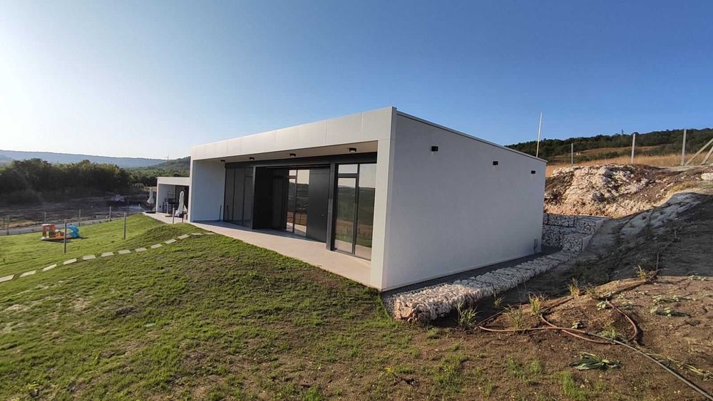 Продава се Къща в с. Църква, Област Добрич - 154 кв.м за 1364 €/кв.м - Снимка #10