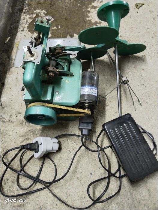 Продам оверлог новый