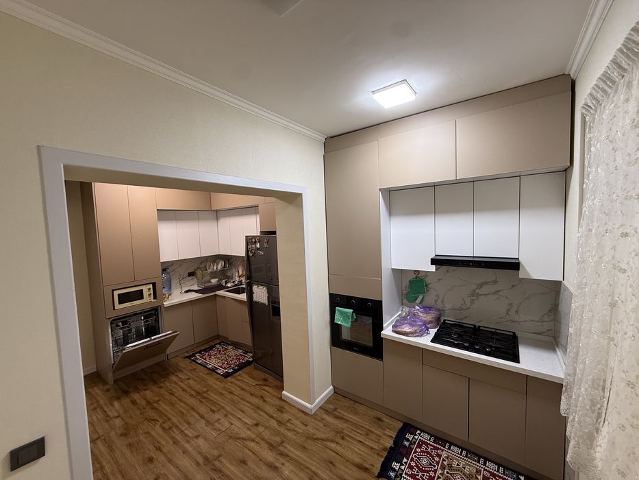 Продается 4х  квартира КАРАСУ 6