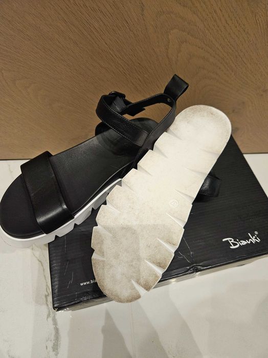 Bianki сандали в черно / 37