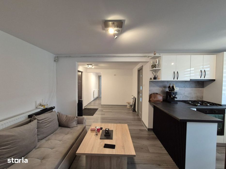 Apartament 4 camere modern, Rovinari, strada Prieteniei