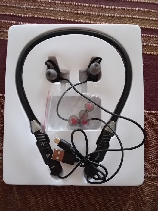 Безжични слушалки,чисто нови,неупотребявани.