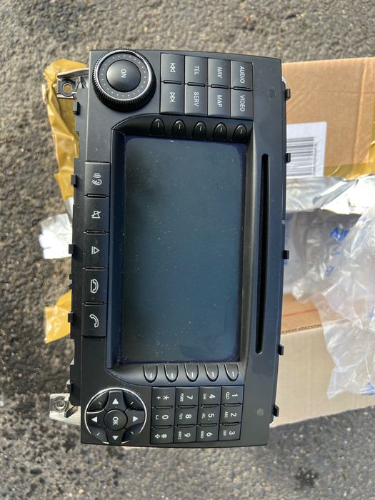 Навигации за Мерцедес w477/w211/w209 u климтронил за 211