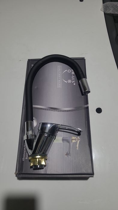 Смесителья для раковины и кухни