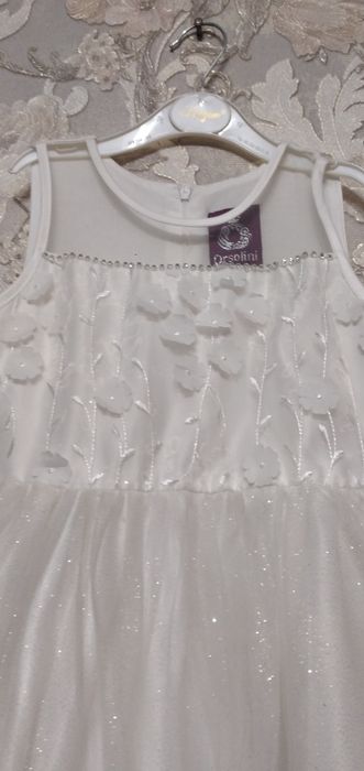 Продам новое платье