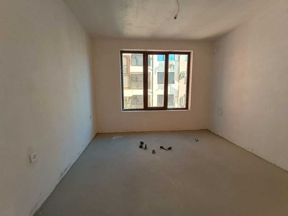 Продава се Тристаен апартамент в Велико Търново, Център - 93 кв.м за 1160 €/кв.м - Снимка #3