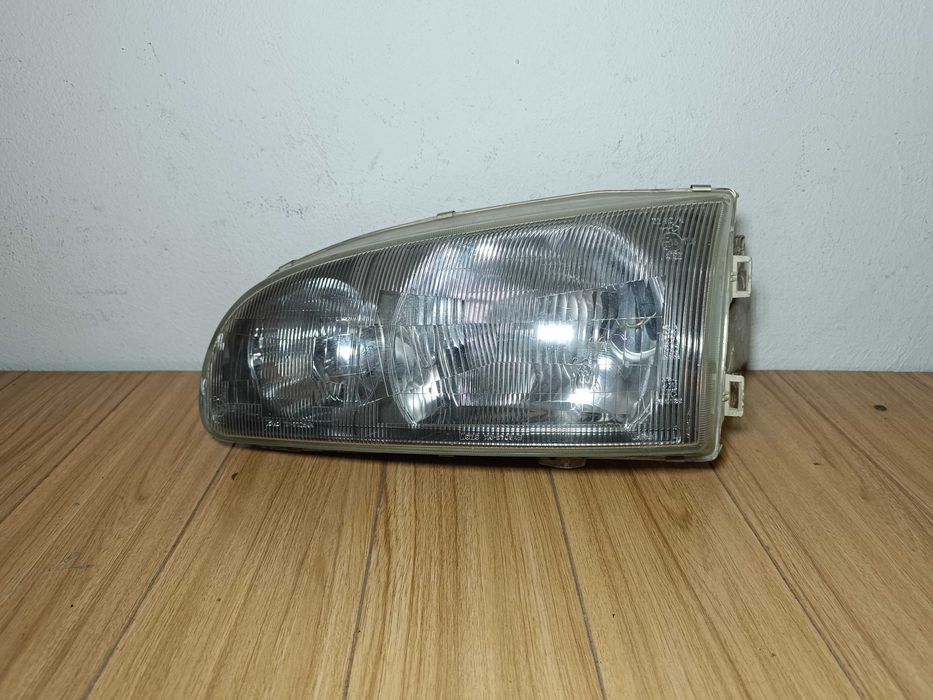 Фара Левая Mitsubishi Delica D:4 Дорест 94-97г Space Gear L400 D4