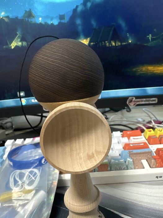 Kendama anti skid broken shape
