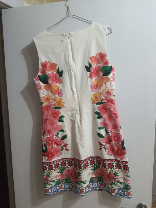 Fusta desigual purtata odata