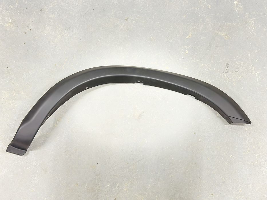 Фендера, Расширители арки Монтеро спорт