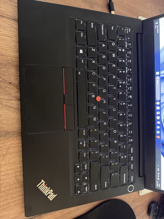 Lenovo E14 Gen 2 i7-1165g
