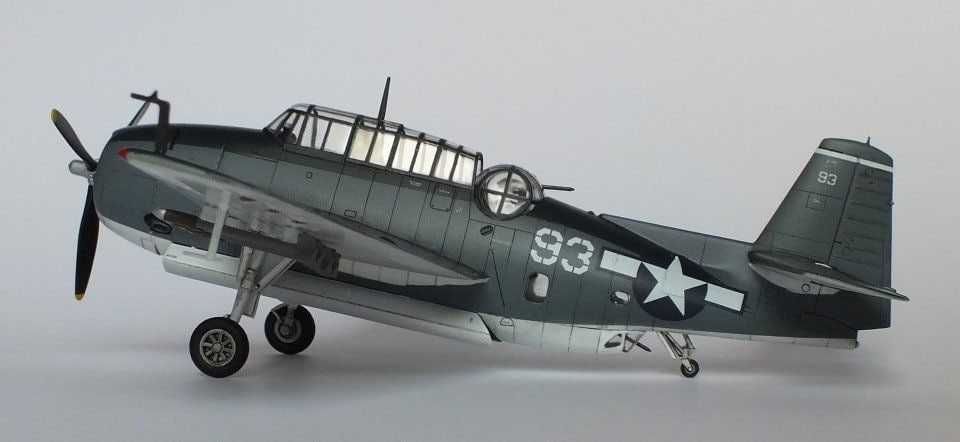 Сборная модель самолета Грумман TBF/TBM «Авенджер» (МиК, 1/72)
