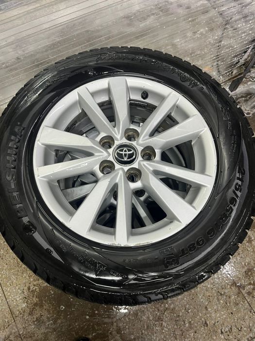 Камри 70 диски р16  с шинами