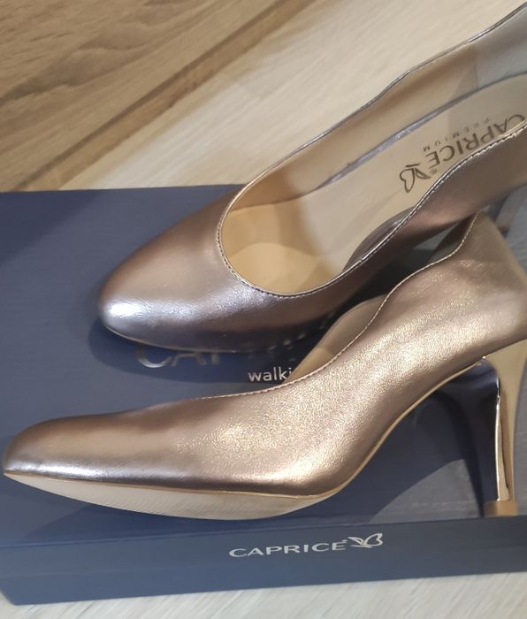 обувки на Caprise
