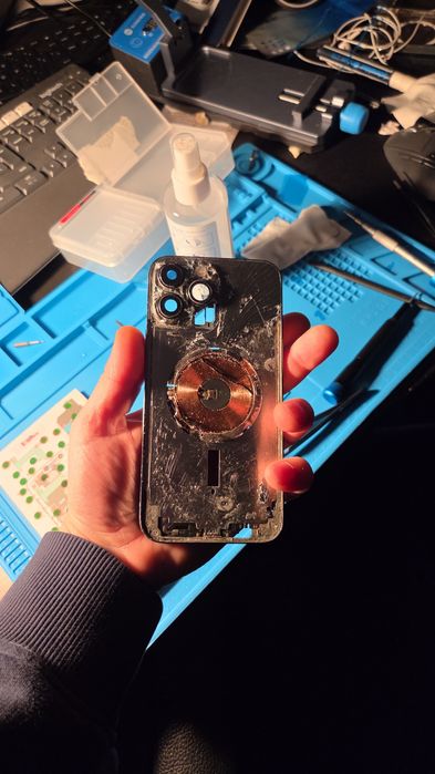 Schimbare Carcasă iPhone (Housing Swap) – ca nou | Ridicare prin curier