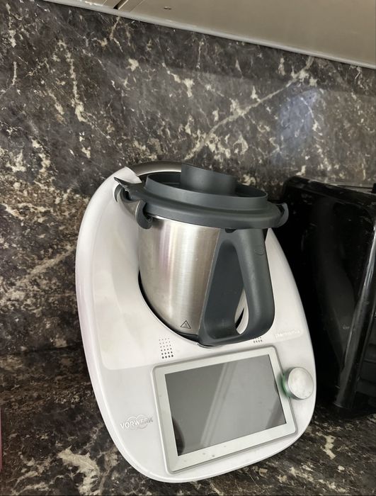 Продам Thermomix TM6