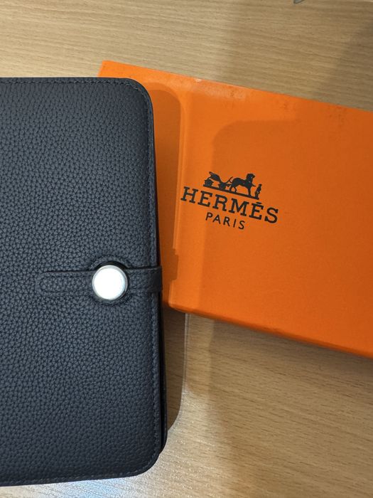 Портфейл Hermes