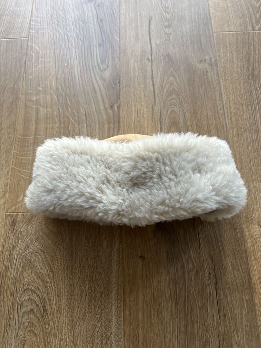 Пухена шапка H&M