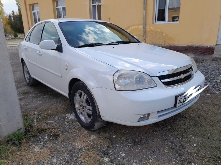 Lasetti sotiladi 1.8