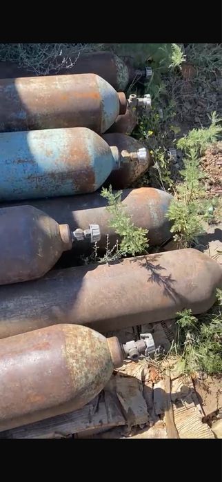 Продам кислородный балон,пропан газ,