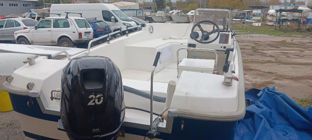 Лодка Rio 450 cross