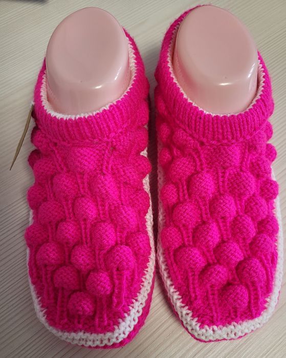 Продам тепленькие вязанные следки.