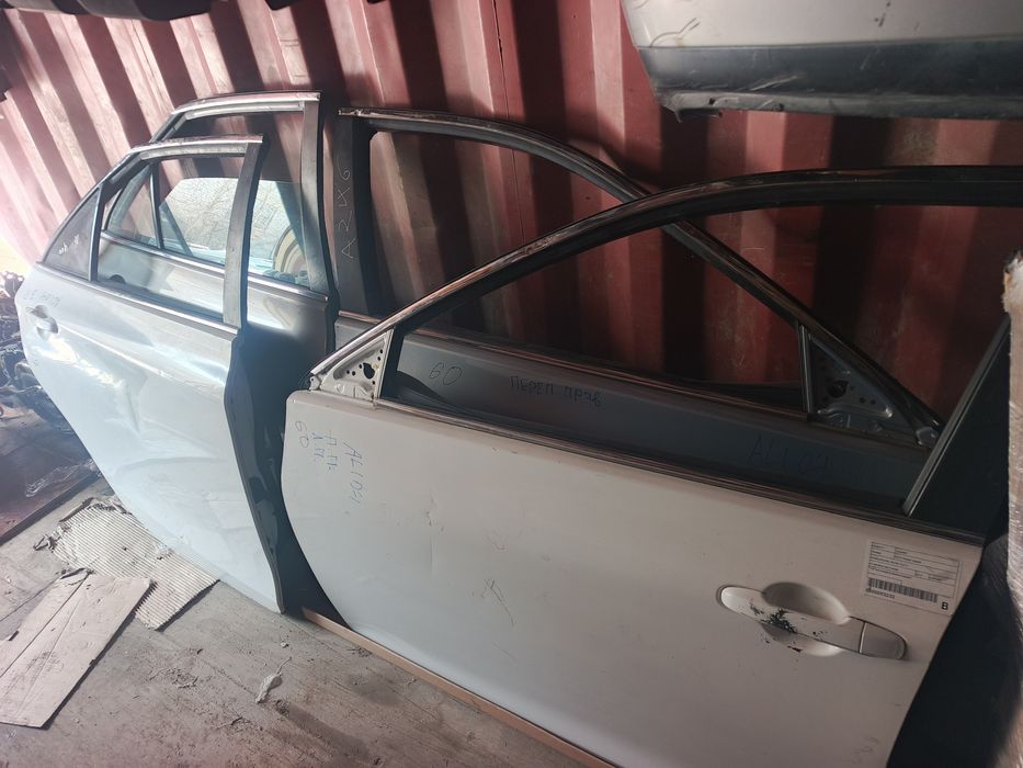 Тойота Камри 55 Toyota Camry 55 дверь Американской сборки