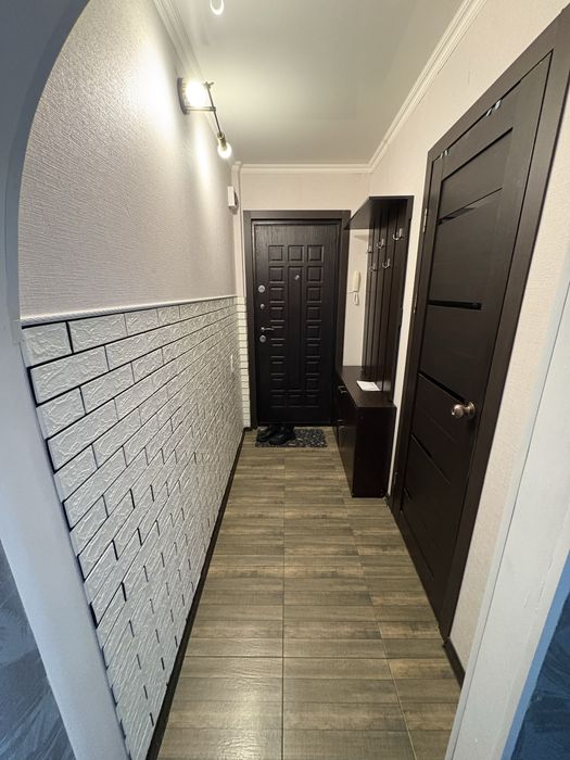 Продам 2х комн.кв 7мкр 34дом