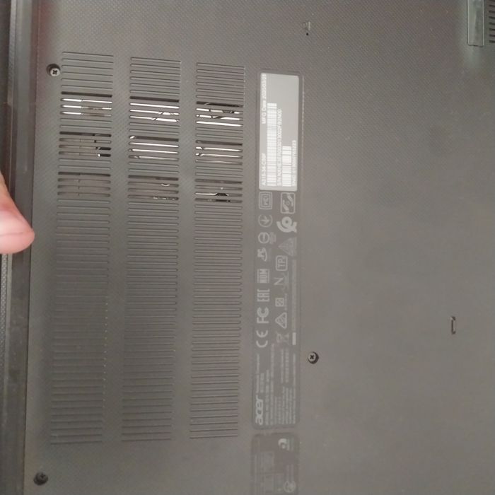 Noutbuk ACER aspire 3