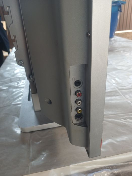 Телевизор и печка