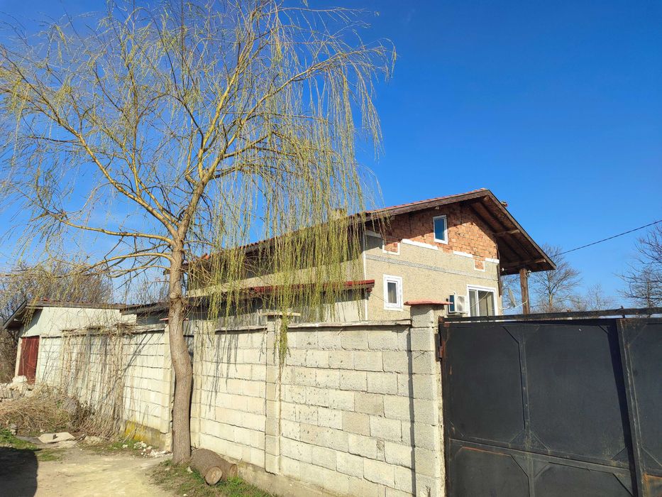 Продава се Къща в с. Стожер, Област Добрич - 100 кв.м за 587 €/кв.м - Снимка #2