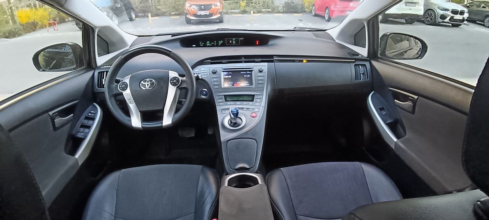 Toyota prius  HYBRID GPL 2013