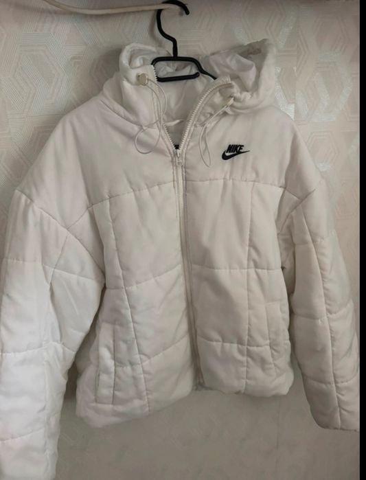Geaca nike femei