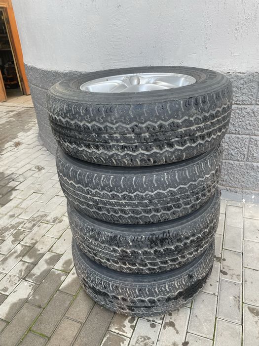 Продам Диск с шиной 225/70/16