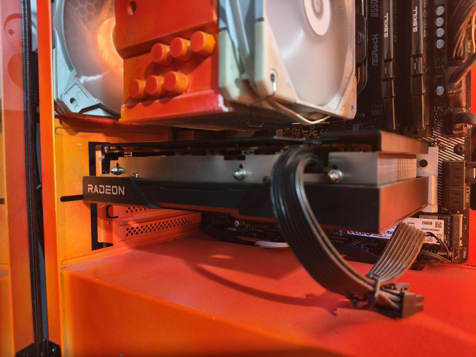 Видеокарта radeon rx 6600xt powercolor Hellhound