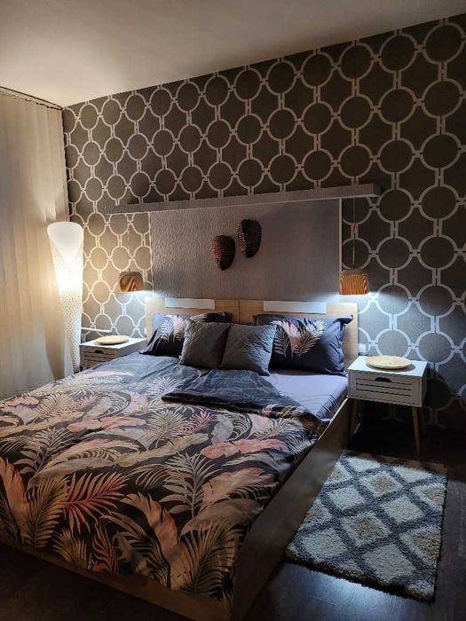 Продава се Тристаен апартамент в Пловдив, Кършияка - 70 кв.м за 1399 €/кв.м - Снимка #1