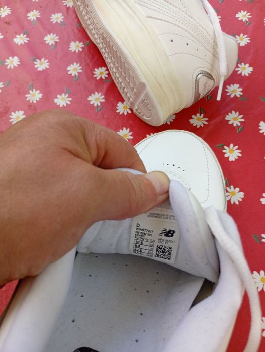 Pantofi sport New Balance din piele naturala