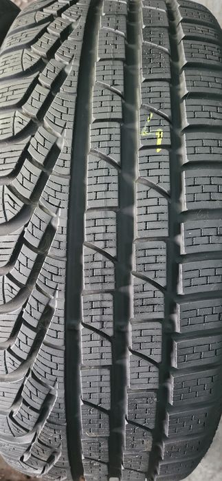 4 anvelope 235 45 18 pirelli winter 2019-2017 7,5 mm