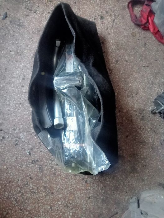 Set cric  nou pentru Dacia lodgi