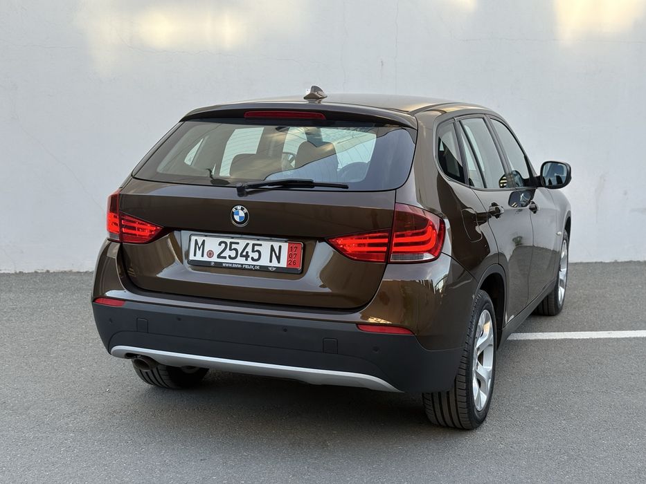BMW X1 2011 — imagine 3