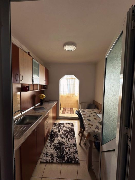 Vand apartament 2 camere