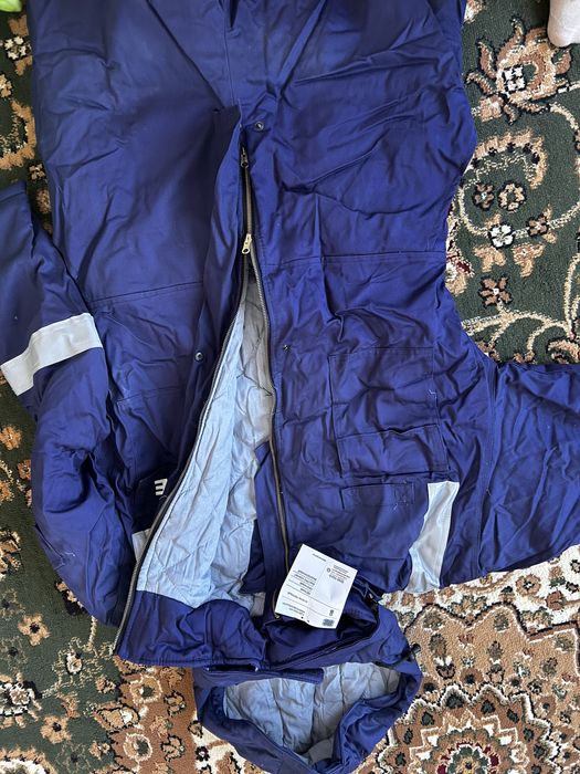 Продам спец одежду (новая)