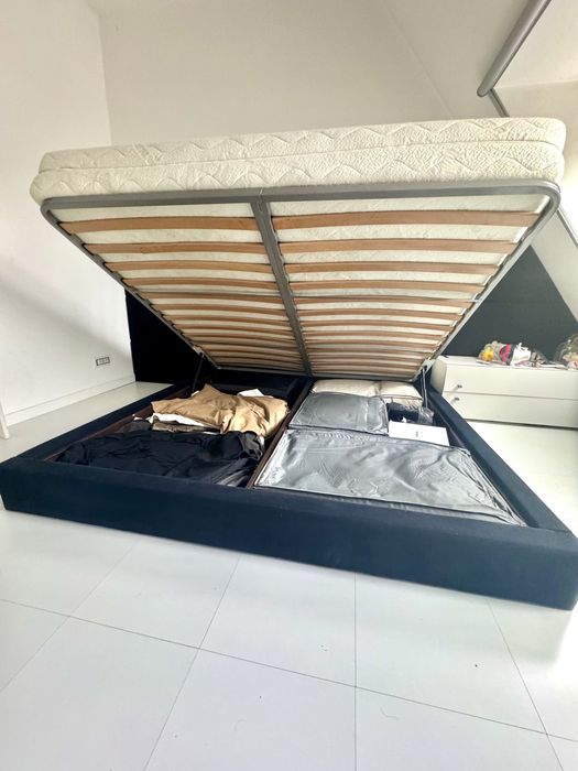 Спалня Високо Качество