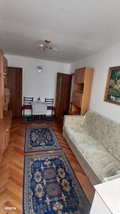 Apartament 2 camGirocului Spital Judetean aproape de Complex Centrala