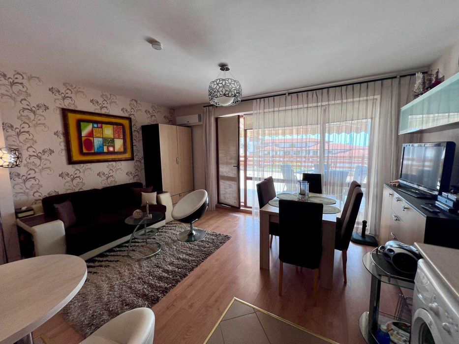 Продава се Двустаен апартамент в к.к. Слънчев бряг - 71 кв.м за 1015 €/кв.м - Снимка #1