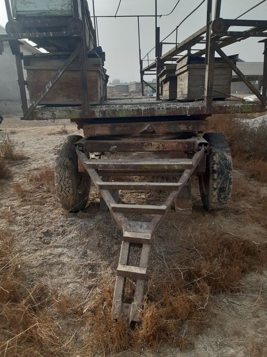 Пчелоприцеп на 36 ульев