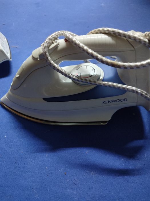 Утюг для глажки белья